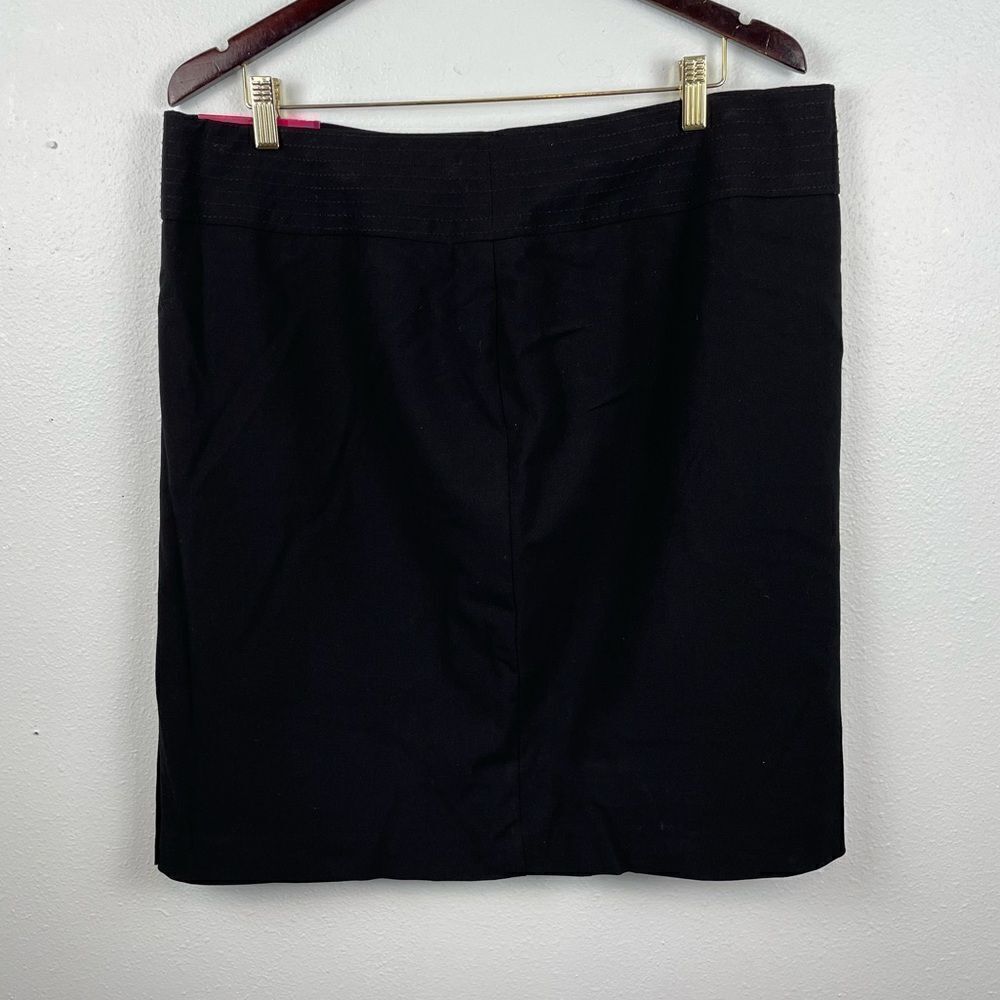 NWT 212 Collectuon Black Midi Skirt Size 18